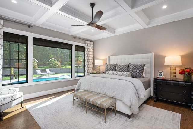 Nottingham Drive primary bedroom